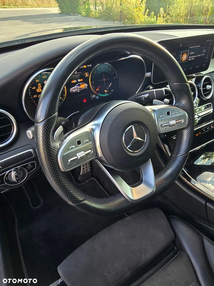 Mercedes-Benz Klasa C 300 e 9G-TRONIC - 24