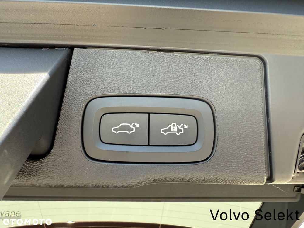 Volvo XC 60 - 21