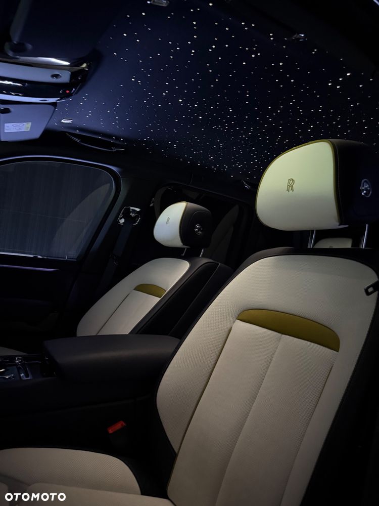 Rolls-Royce Cullinan - 12