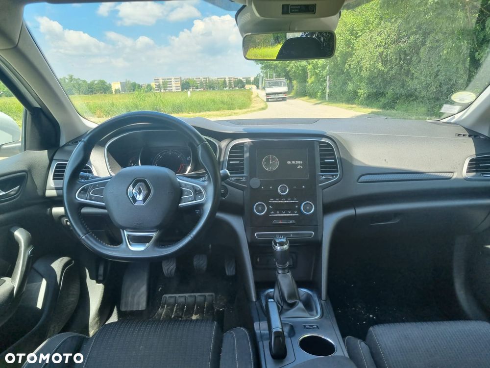 Renault Megane 1.5 Blue dCi Intens - 11