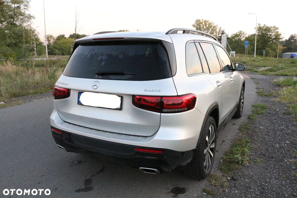 Mercedes-Benz GLB - 5