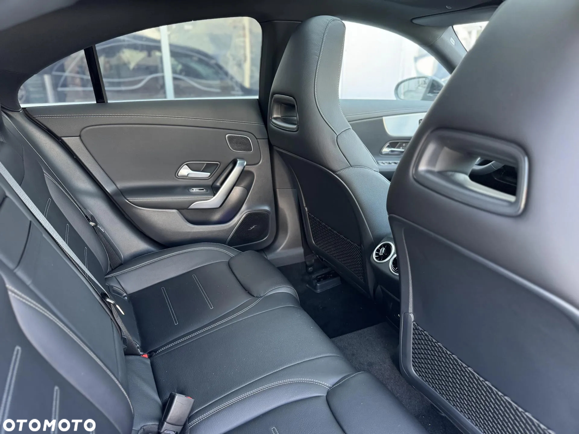 Mercedes-Benz CLA 220 AMG Line 7G-DCT - 13