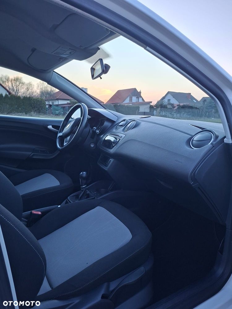 Seat Ibiza 1.4 16V Reference Salsa - 26