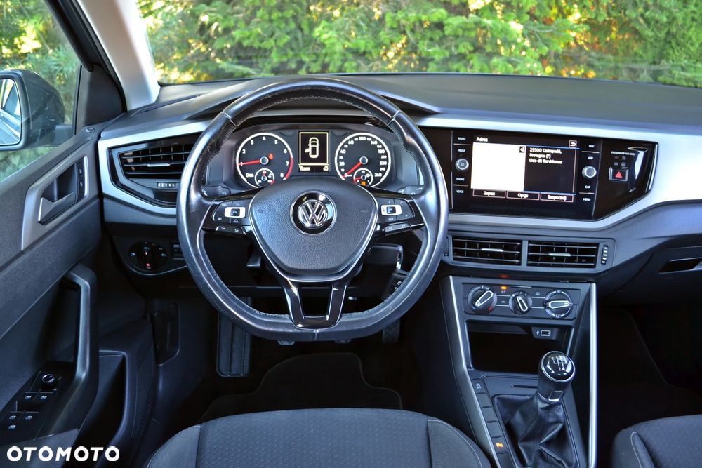 Volkswagen Polo - 22