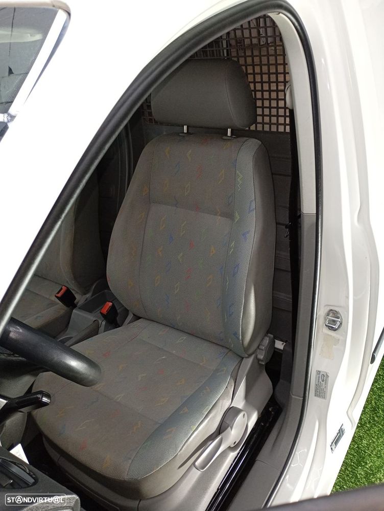 VW Caddy 1.9 TDi Extra 5L AC - 17