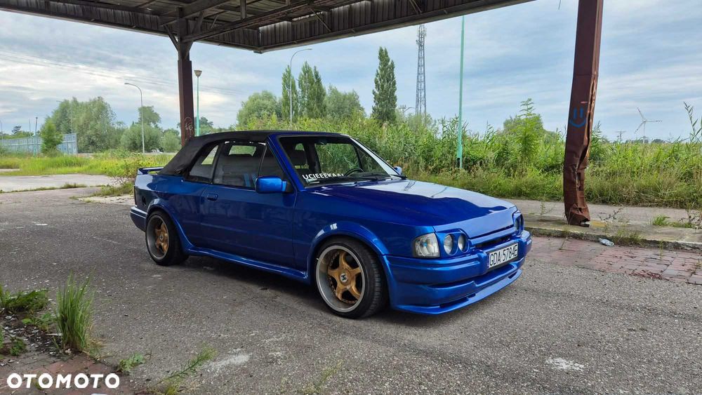Ford Escort - 1