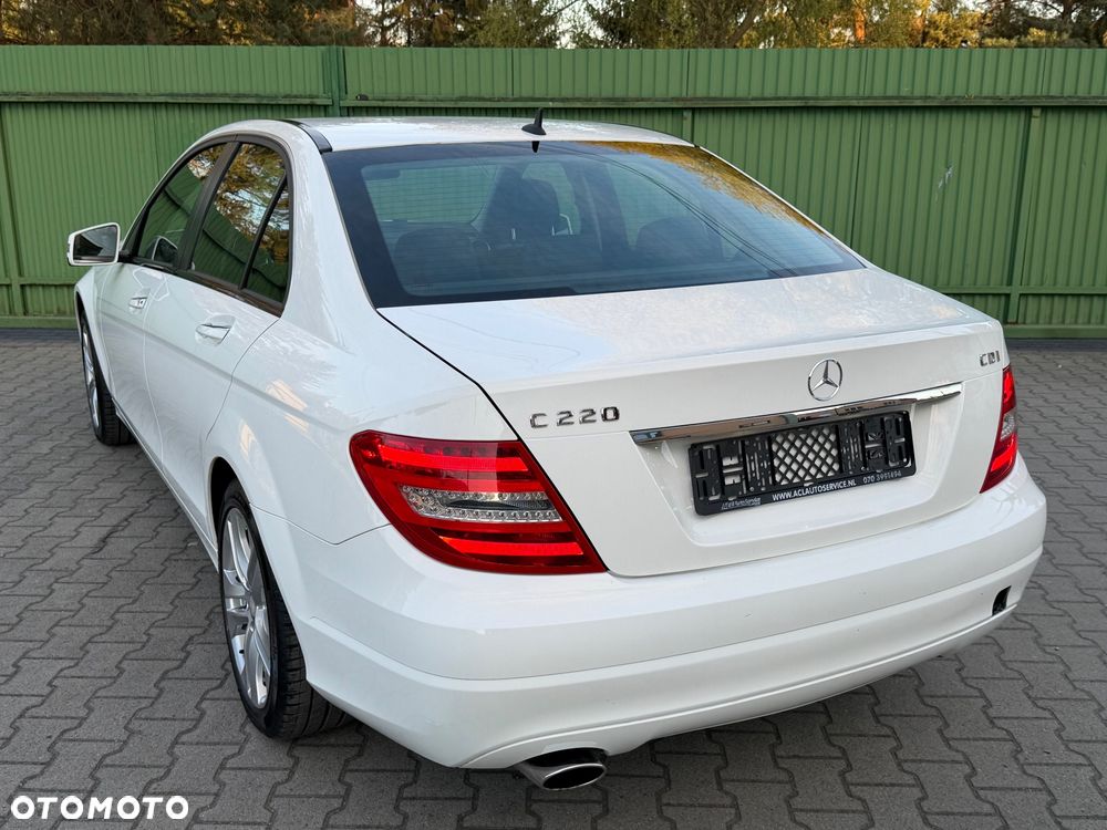 Mercedes-Benz Klasa C 220 (BlueTEC) d BlueEffICIENCY Edition 7G-TRONIC - 11