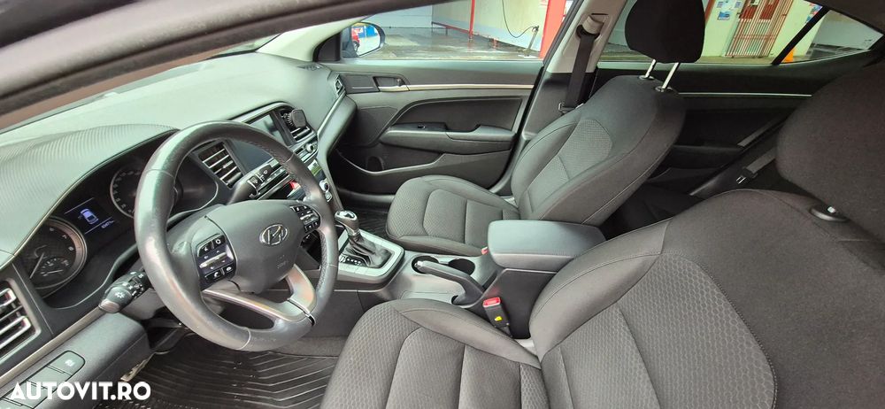 Hyundai Elantra 1.6 MPi Aut. Exclusive - 12