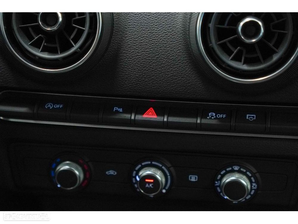 Audi A3 Sportback 30 TFSI - 24