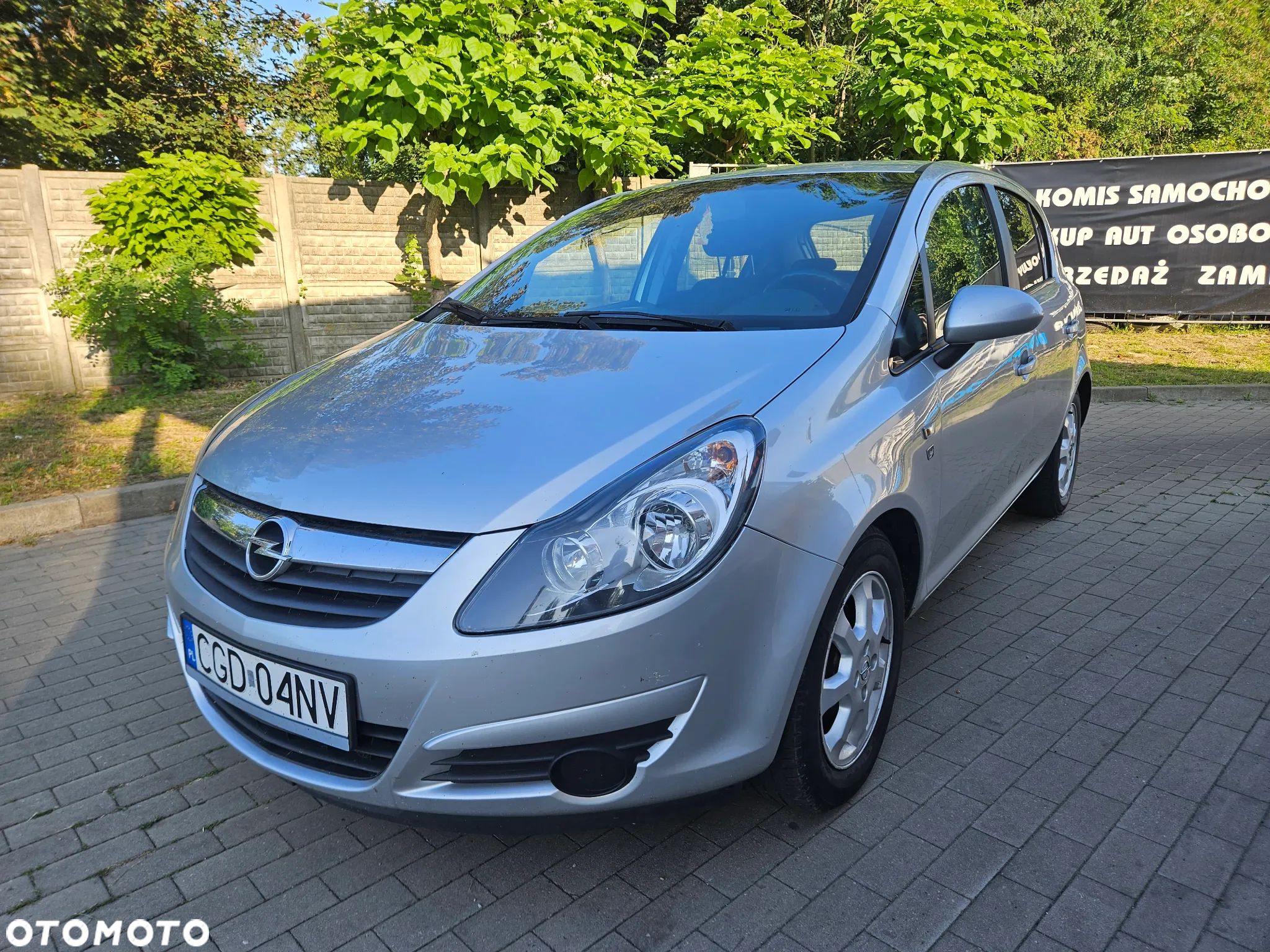 Opel Corsa 1.2 16V Enjoy - 1