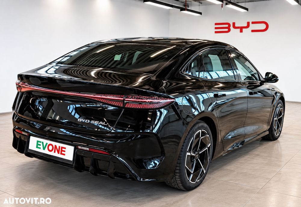BYD Seal 2025 photo 2
