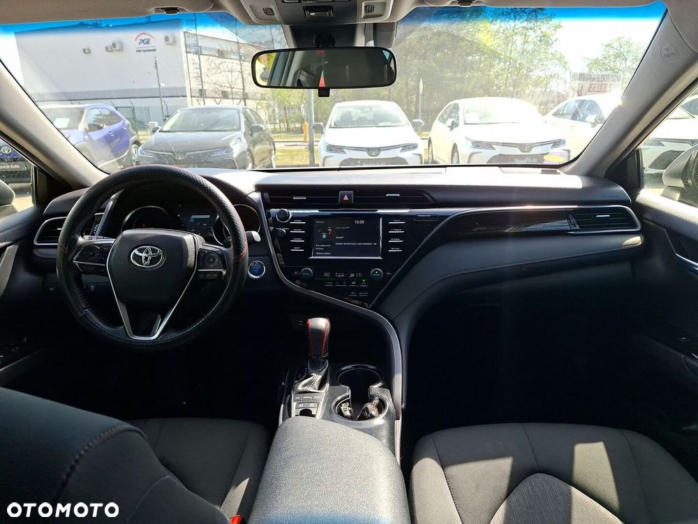 Toyota Camry 2.5 Hybrid Comfort CVT - 13