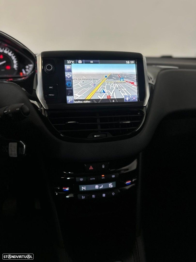 Peugeot 208 1.2 PureTech Allure - 9
