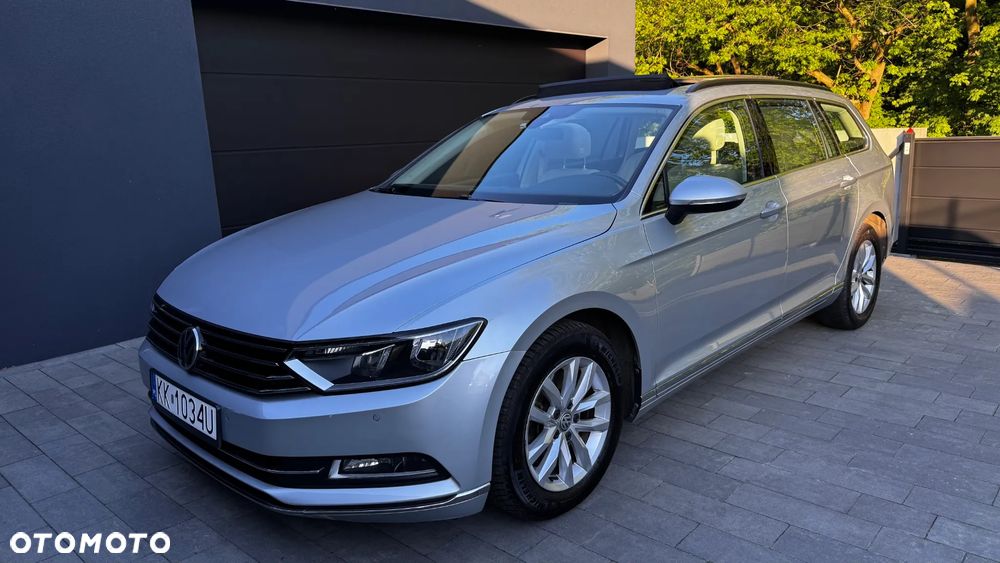 Volkswagen Passat 2.0 TDI SCR (BlueMotion Technology) DSG Comfortline - 1