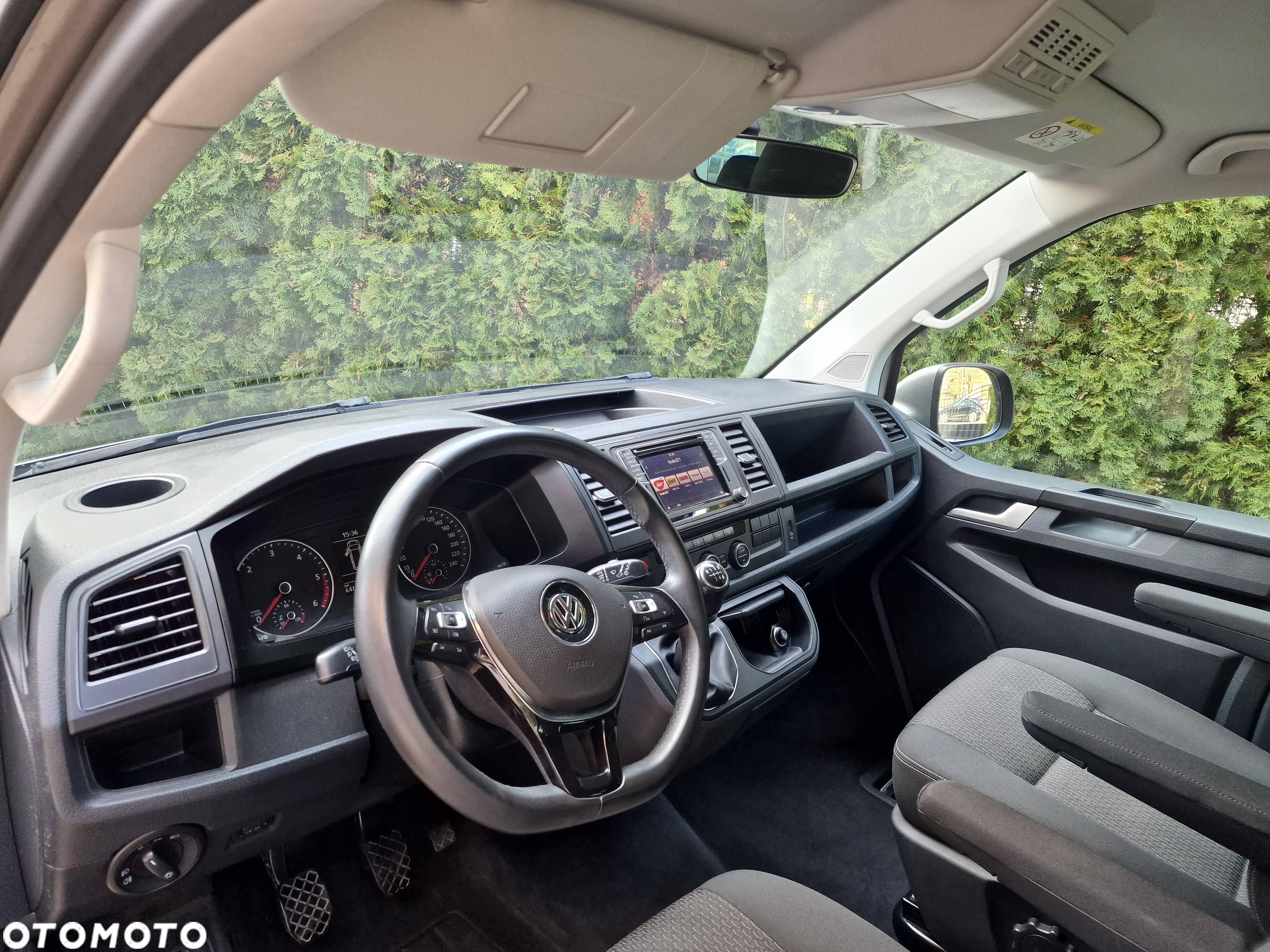 Volkswagen Multivan 2.0 TDI L1 Comfortline - 16
