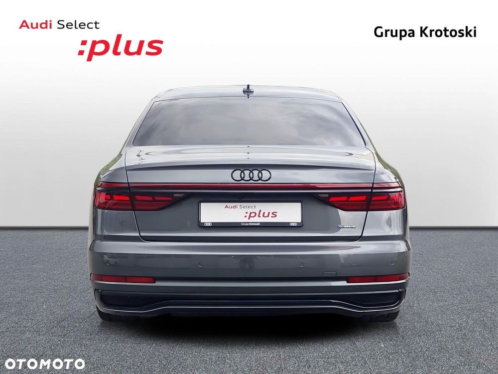 Audi A8 - 5