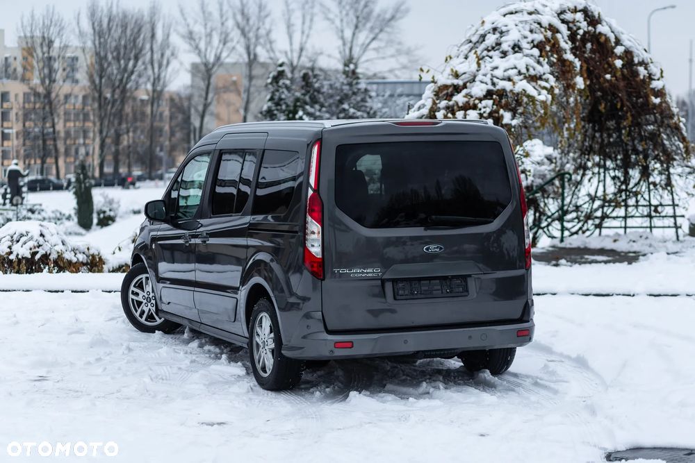 Ford Tourneo Connect - 15