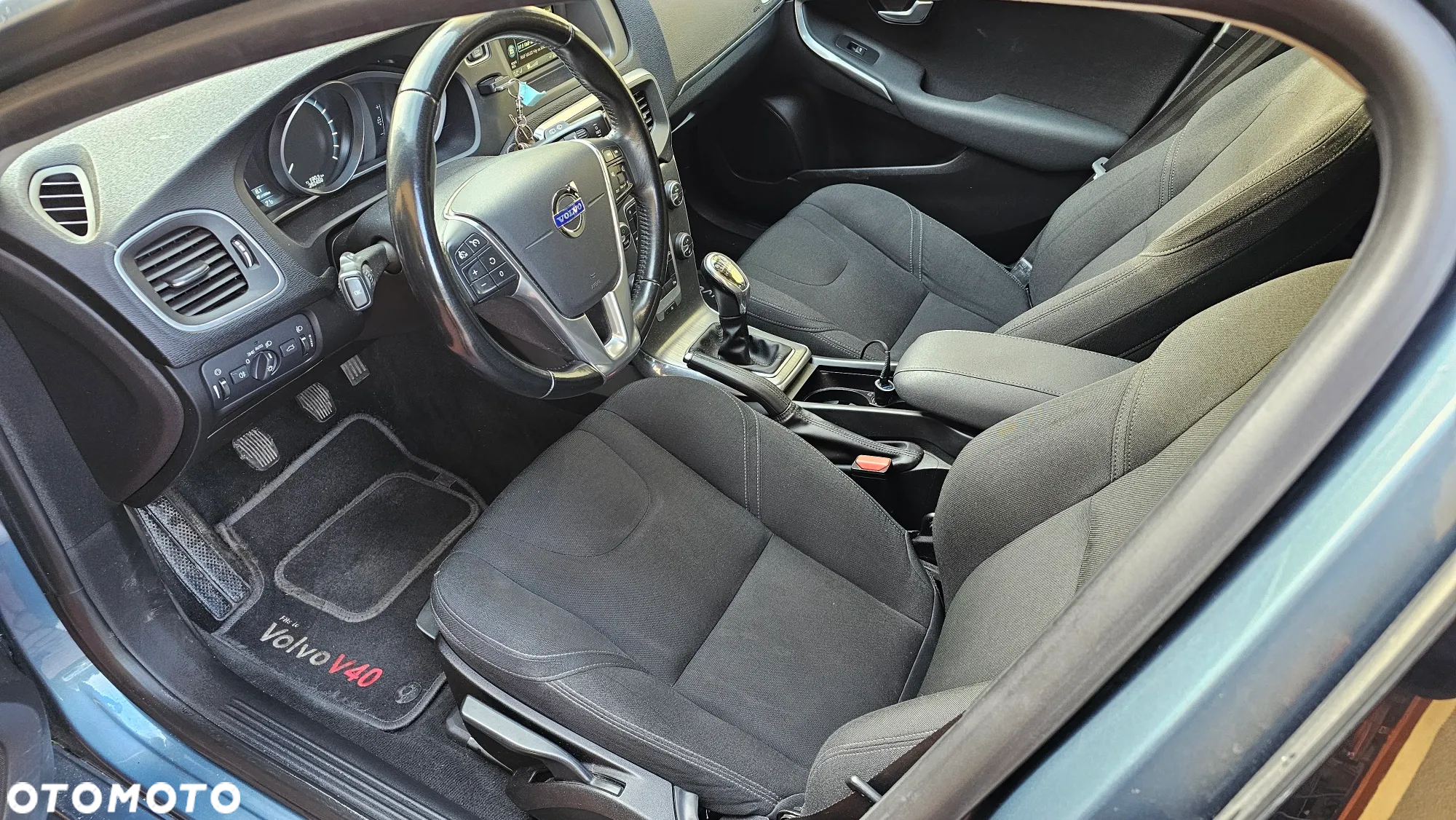 Volvo V40 T3 Momentum - 7