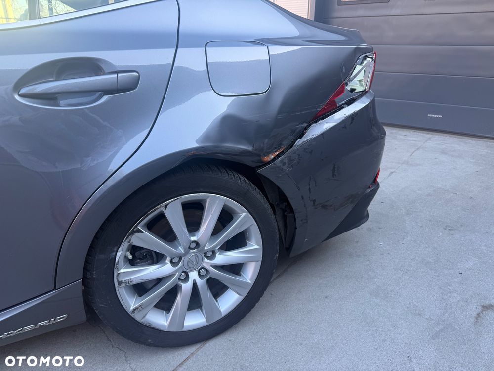 Lexus IS 300h Comfort EU6 - 23
