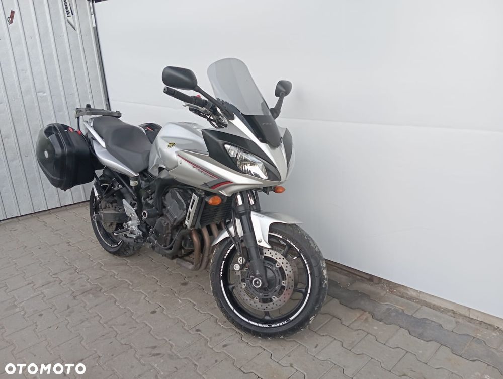 Yamaha FZ6 - 1