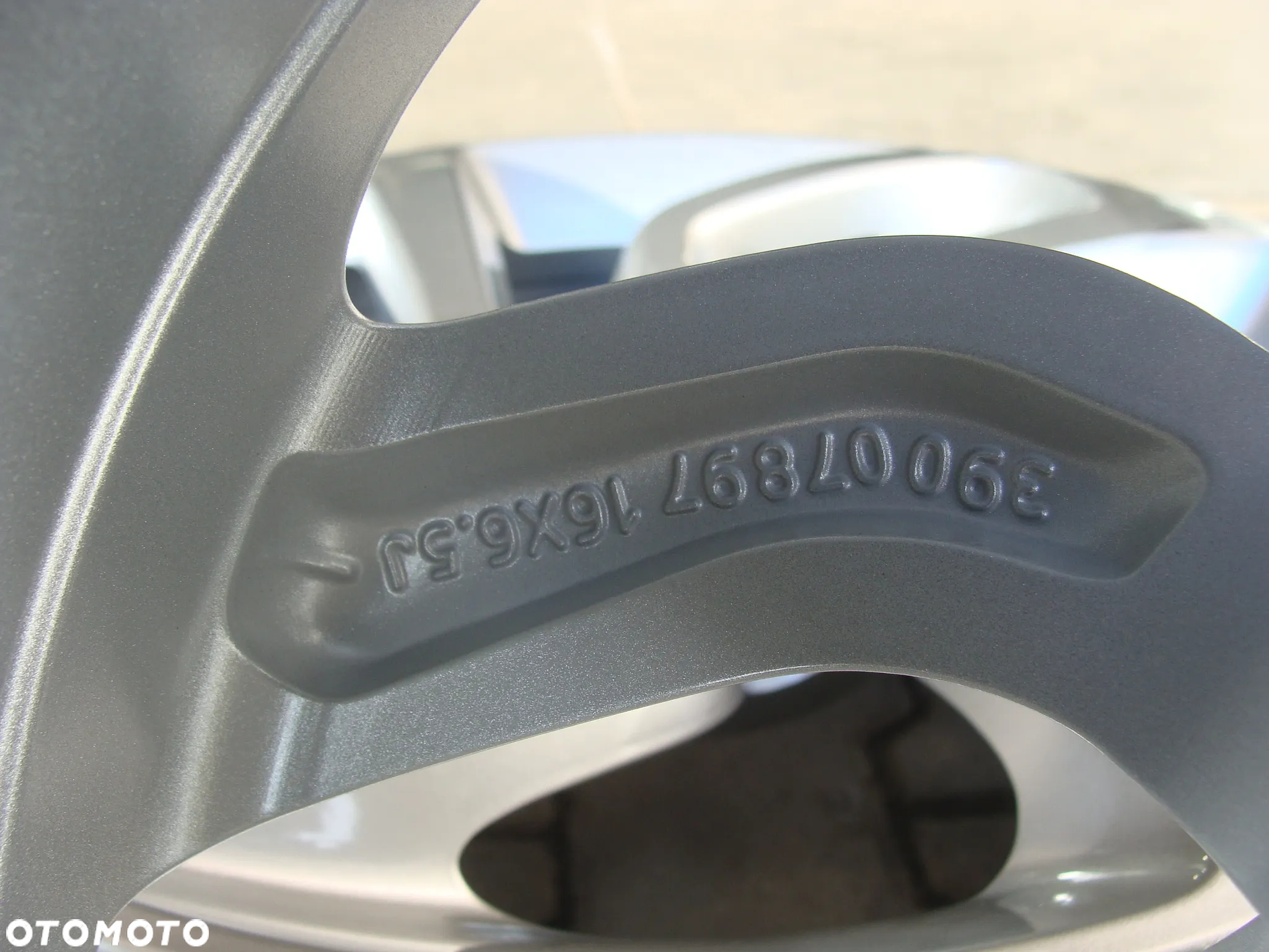 a295 4x108 Citroen Berlingo C3 C4 C5 DS3 DS4 DS5 Picasso Cactus Aircross 6,5jx16 - 7