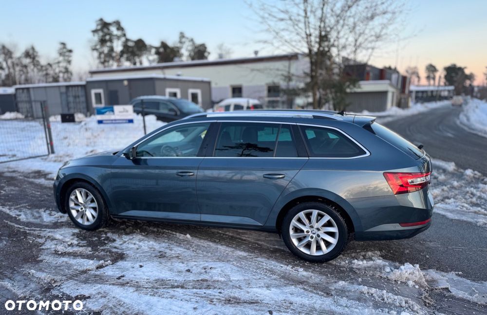 Skoda Superb 1.6 TDI Ambition - 6
