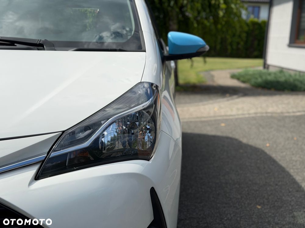 Toyota Yaris - 4