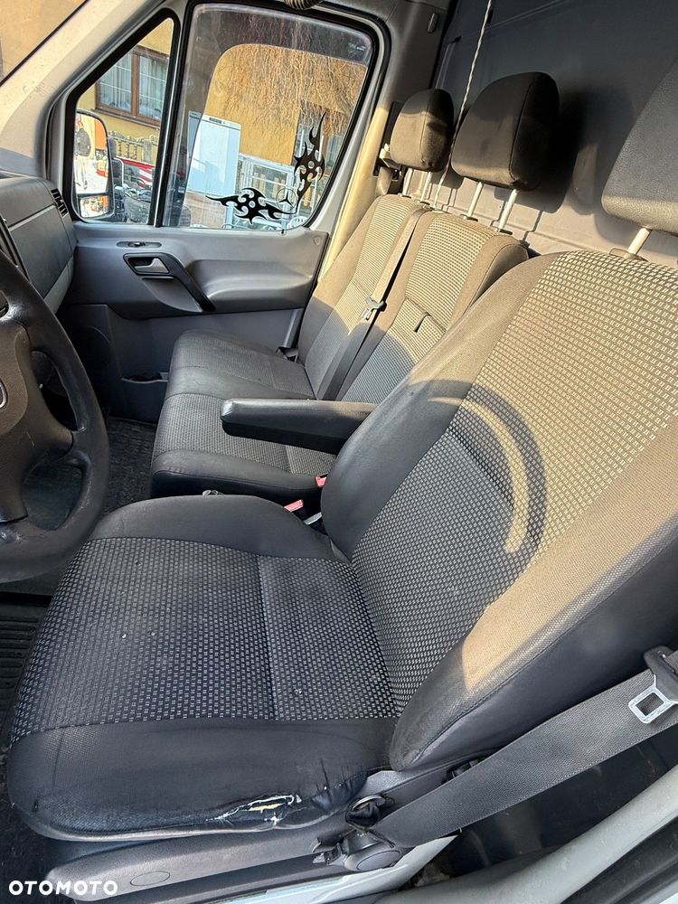 Mercedes-Benz Sprinter - 10