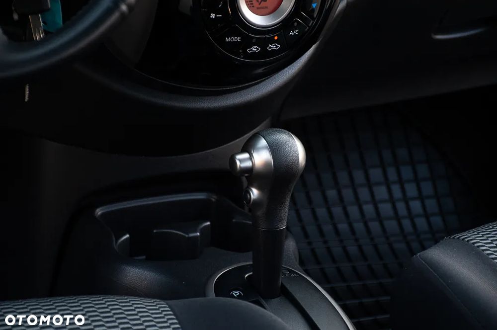 Nissan Micra 1.2 CVT 30 Jahre Edition - 34