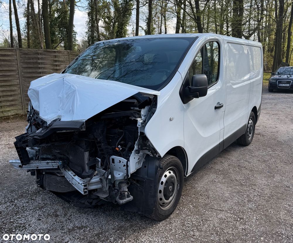 Renault TRAFIC - 1
