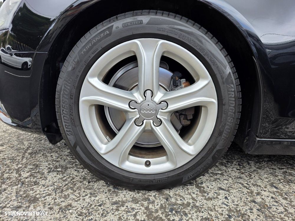 Audi A4 Avant 2.0 TDI Advance - 27