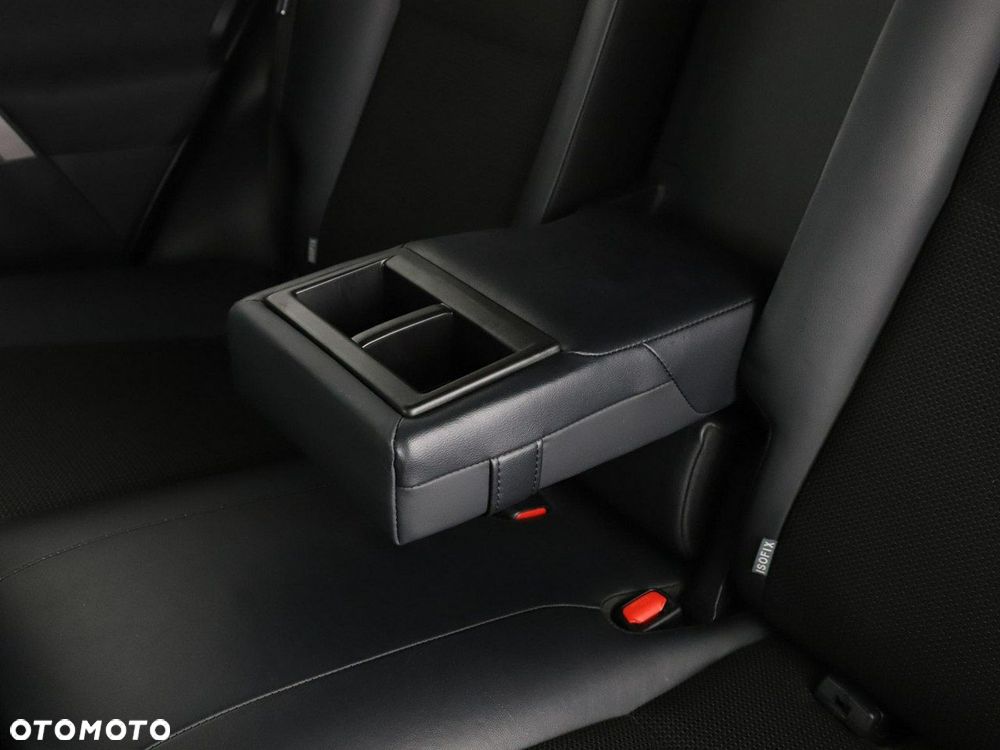 Toyota RAV4 Hybrid Style 4x4 - 36