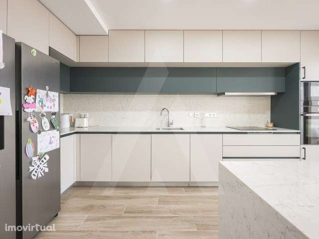 Moradia T4 de arquitetura moderna com vista para a Ria em Ílhavo - Grande imagem: 2/55