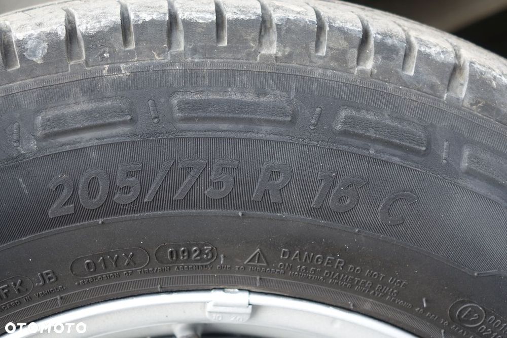 Volkswagen CRAFTER / L2H2 FURGON / BLASZAK / 2.0 / 108KM / BAGAŻNIK DACHOWY - 12