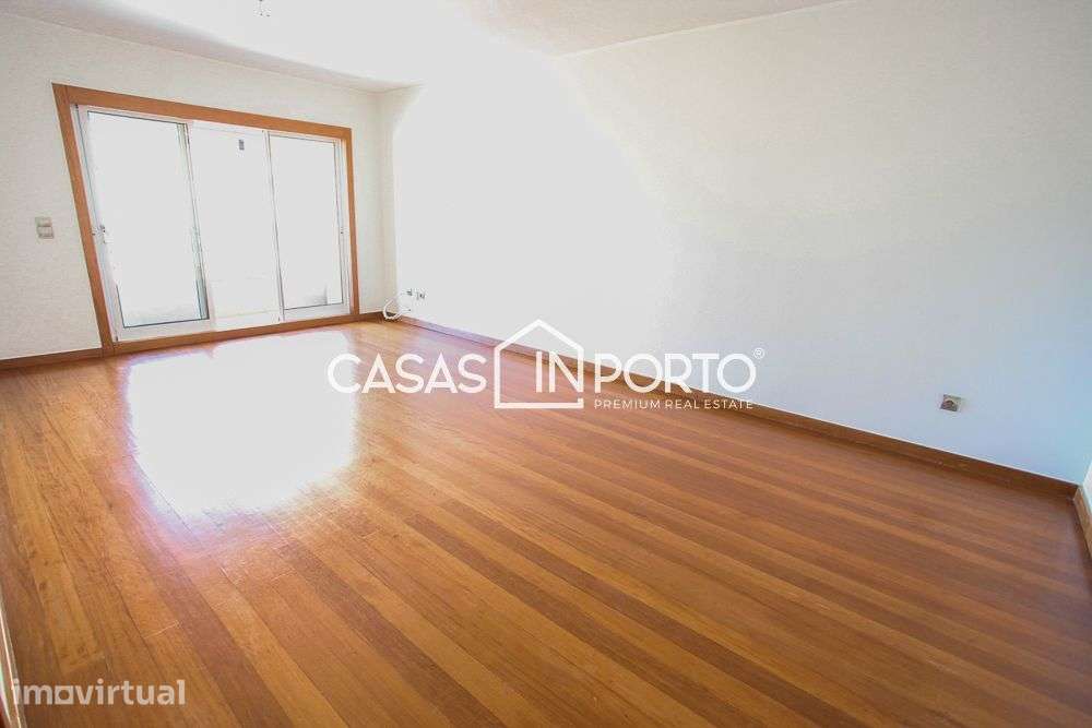 T2 de luxo em condomínio com piscina - Centro de Matosinhos - Grande imagem: 2/27