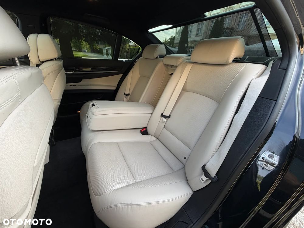 BMW Seria 7 730d xDrive - 19