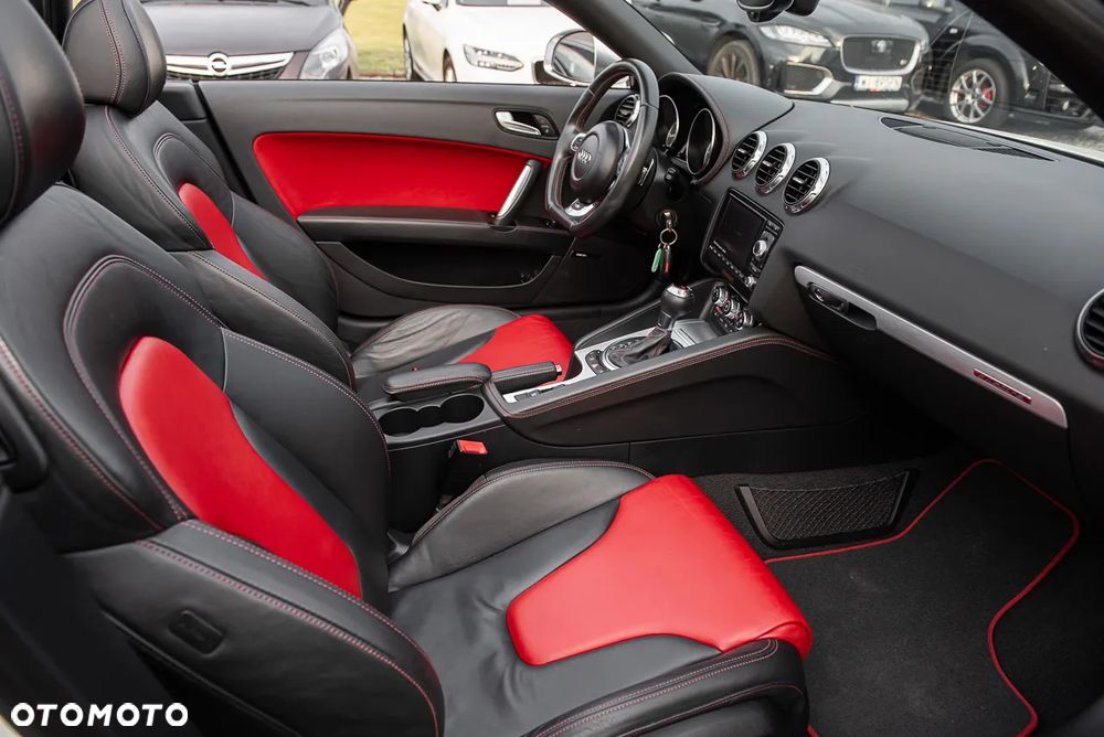 Audi TT S Roadster tronic - 13
