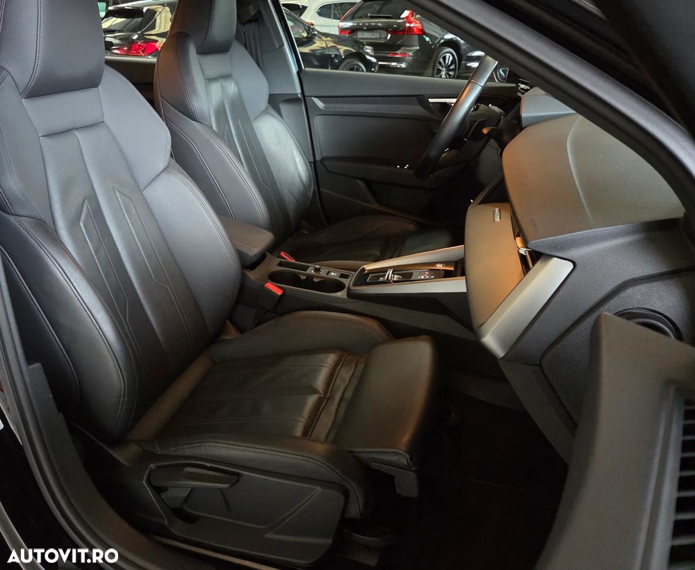 Audi A3 1.5 TFSI cylinder on demand Str sport - 3