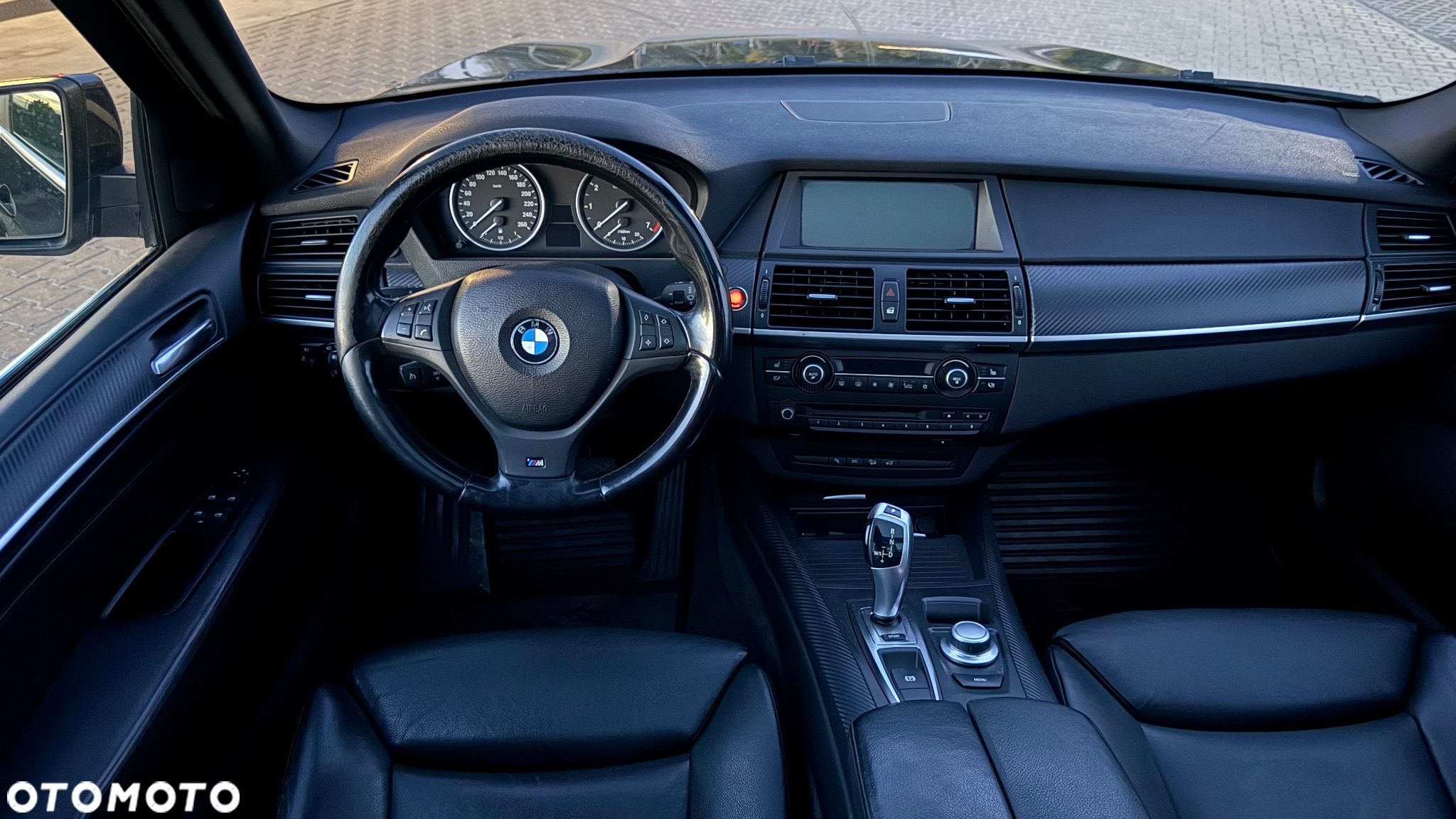 BMW X5 4.8is - 17