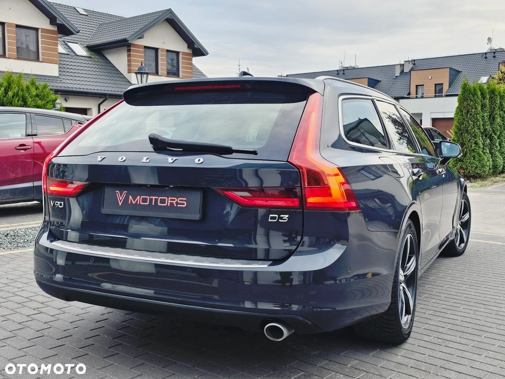 Volvo V90 D3 Momentum Pro - 21