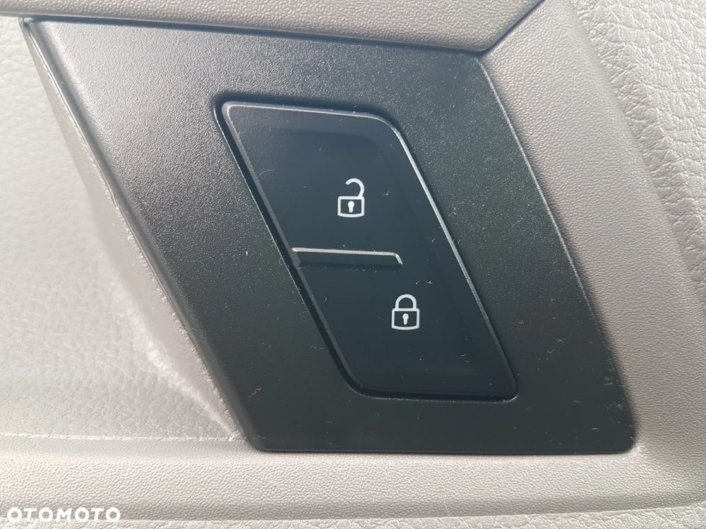 Volkswagen CRAFTER MAXI CHŁODNIA AGREGAT IZOTERMA GRZANIE PODWYŻSZONY 2xDŁUGI KLIMA TEMPOMAT - 36