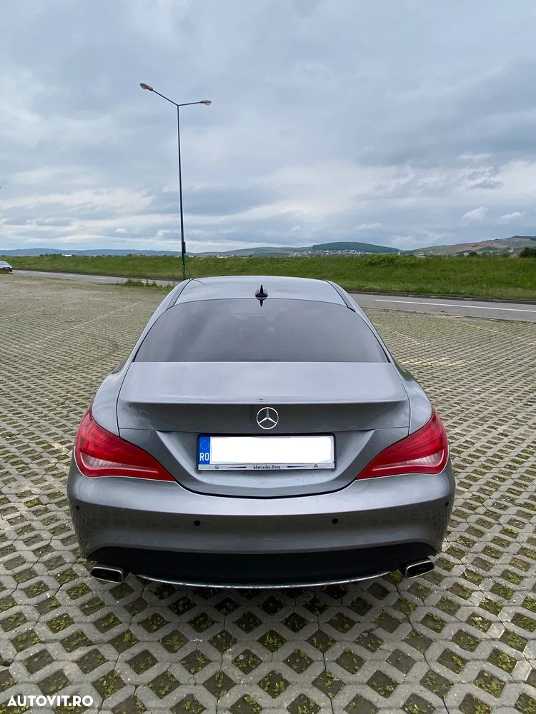 Mercedes-Benz CLA 180 Urban - 7