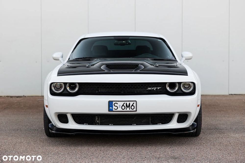 Dodge Challenger - 7