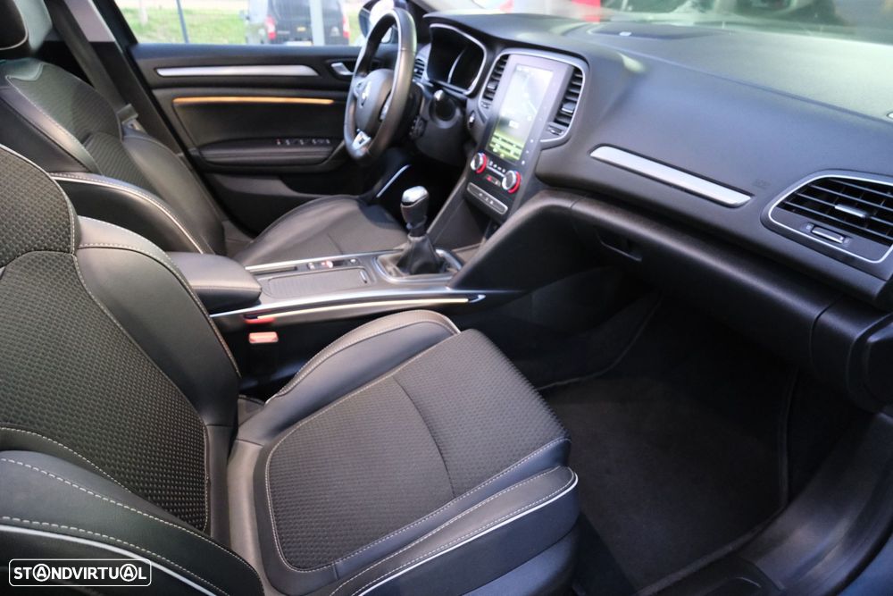 Renault Mégane - 11