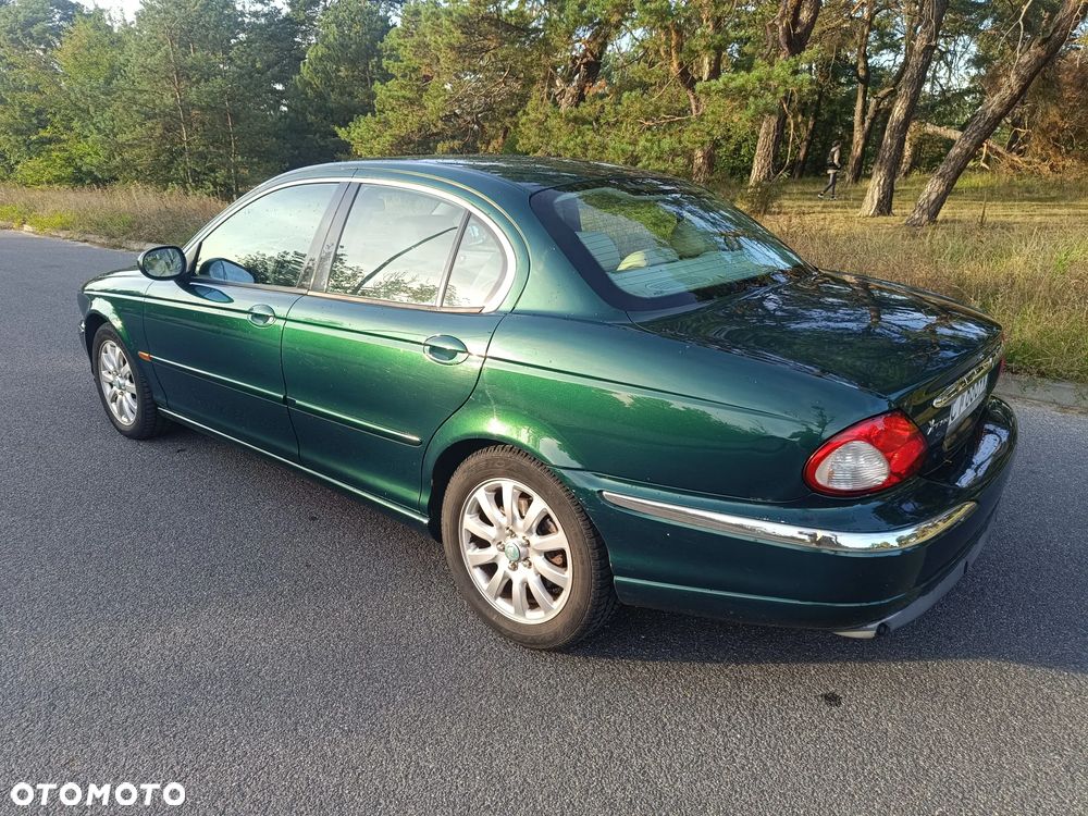 Jaguar X-Type - 4