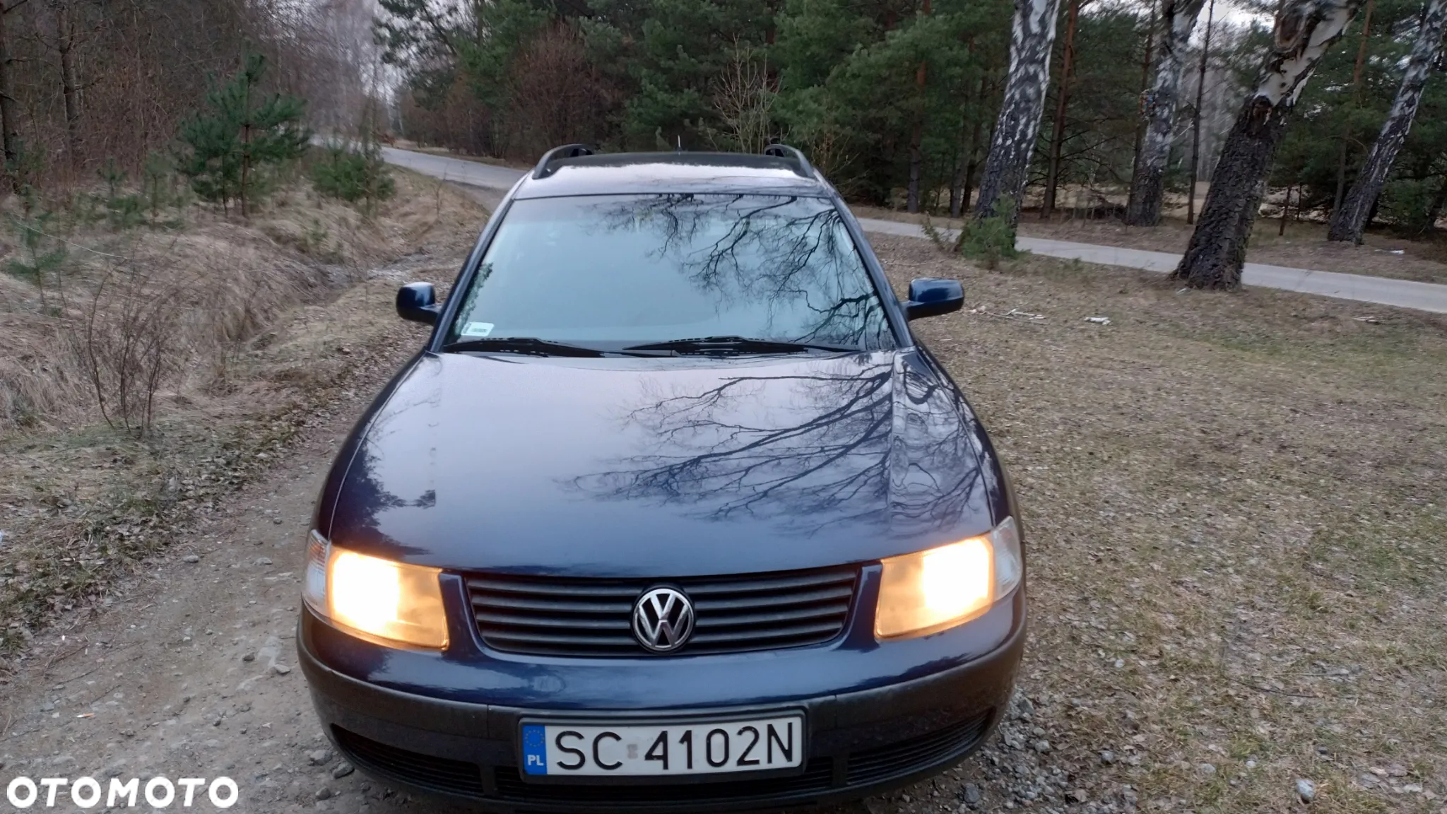 Volkswagen Passat - 4