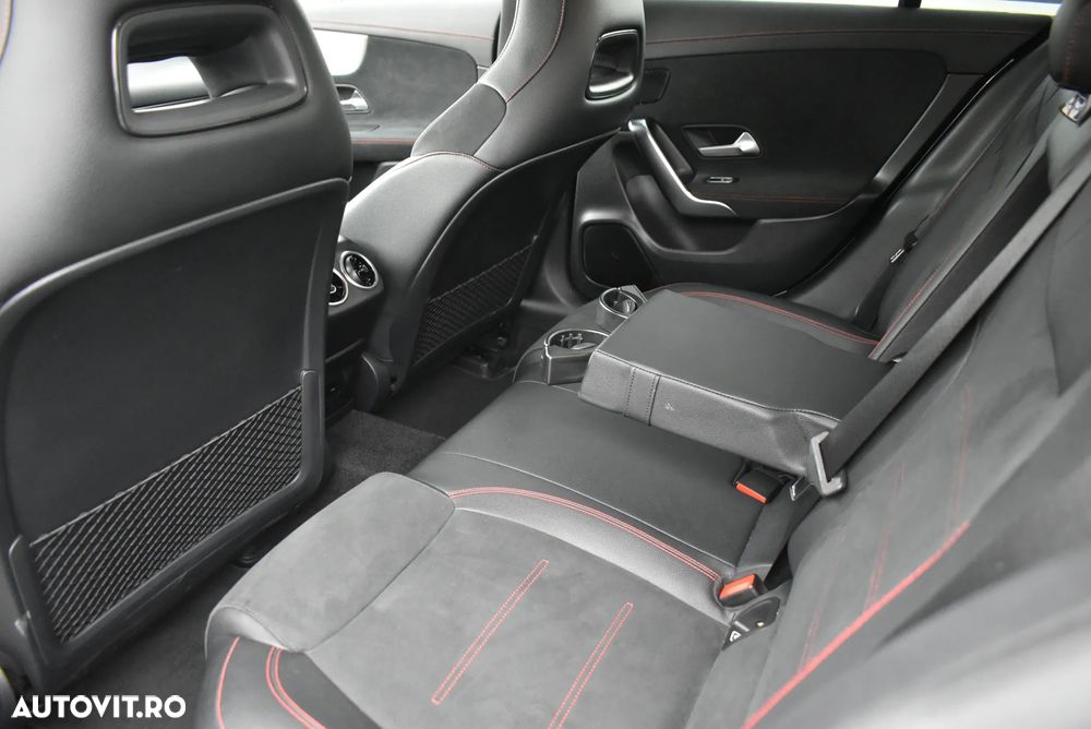 Mercedes-Benz CLA 200 MHEV Coupe - 24