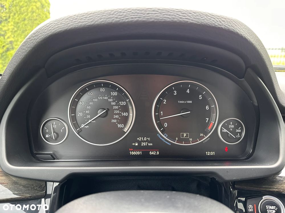 BMW X5 3.5i xDrive - 16
