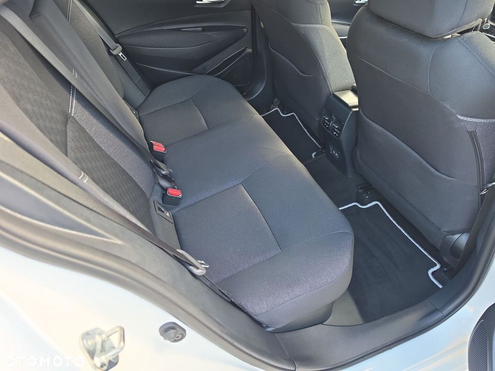 Toyota Corolla 1.8 Hybrid Comfort - 15