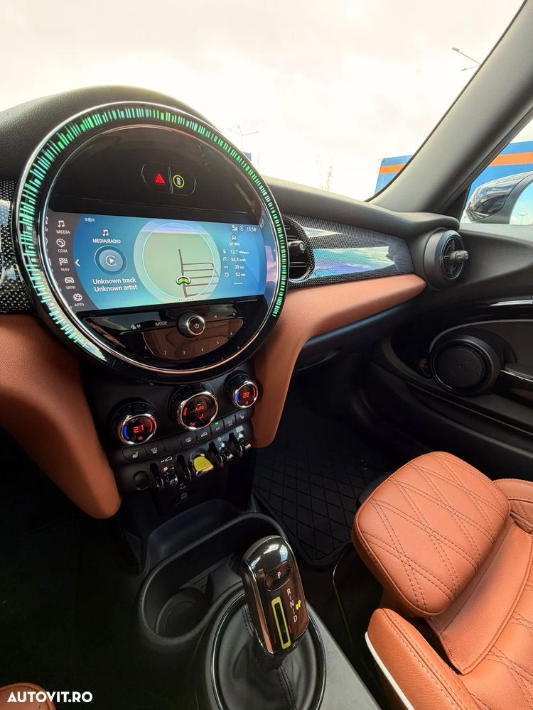 Mini Cooper SE Yours Trim - 11